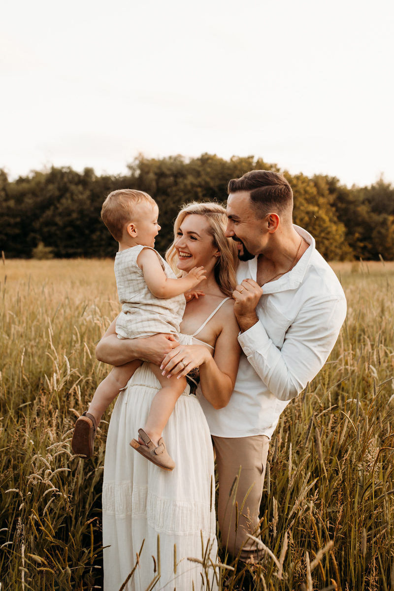 Family photography session in summer fields by Cheshire family photographer Rachel Rozario Photography.
